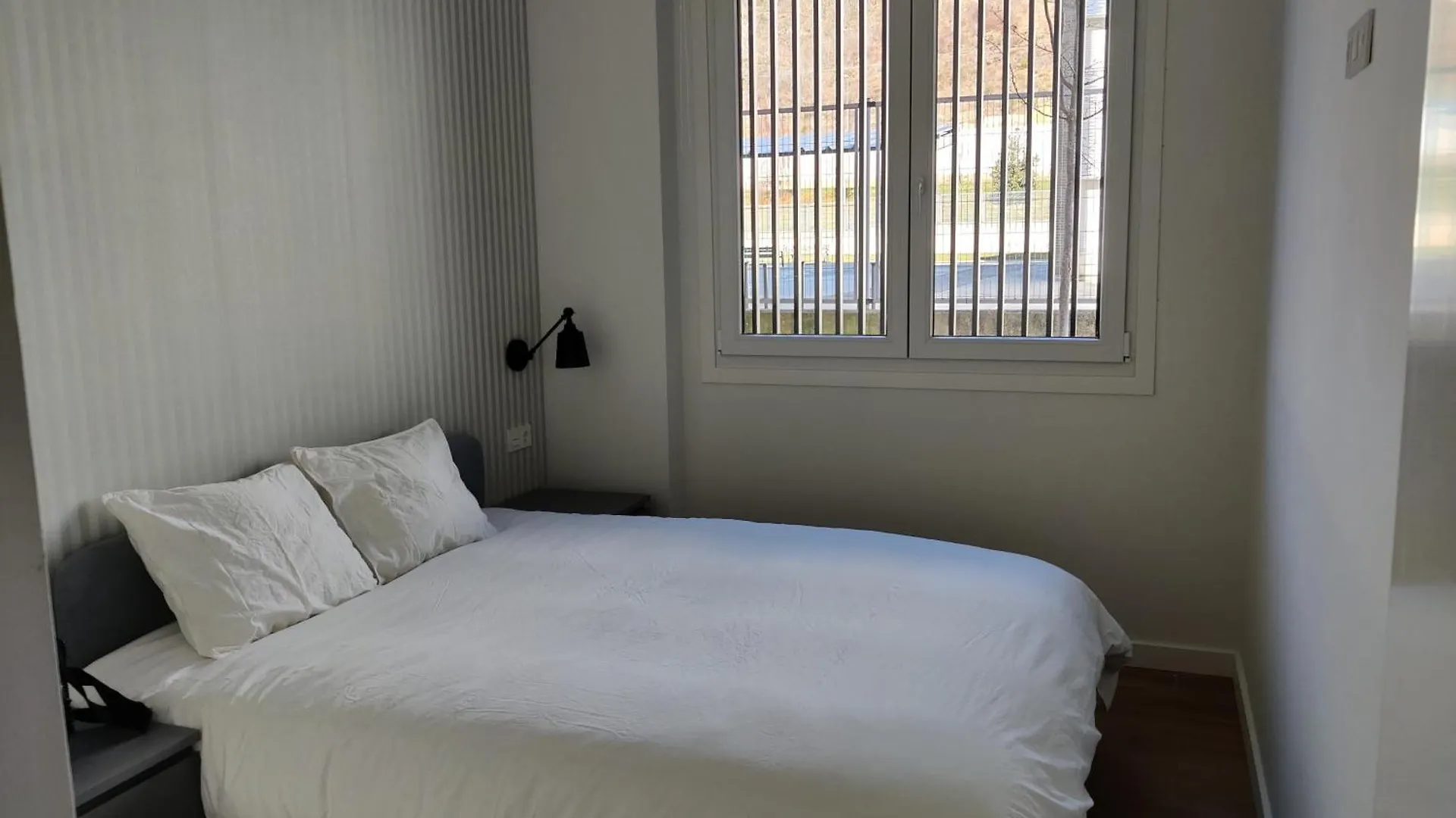 Apartamentos Ezkaba By Clabao Pamplona 0*,